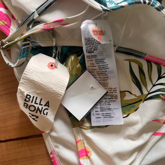 Womens billabong swimsuit medium - Picture 4 of 5